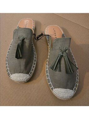 XX New Ladies Sz 7, Serra slip on canvas Mules